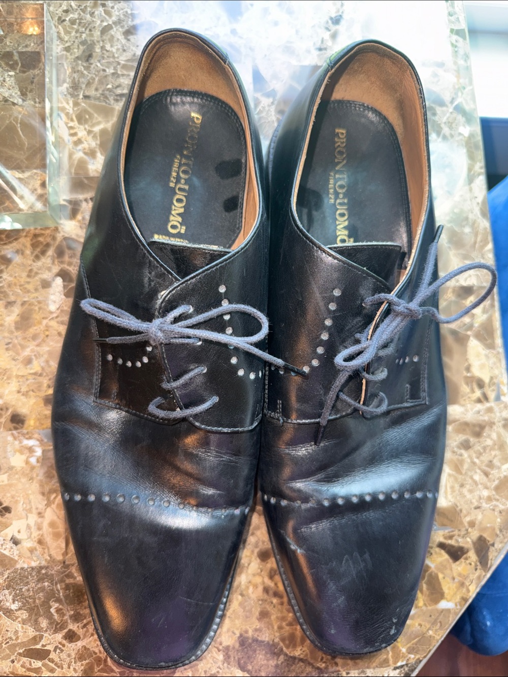 Men’s size 11 Pronto Uomo black leather dress shoes.